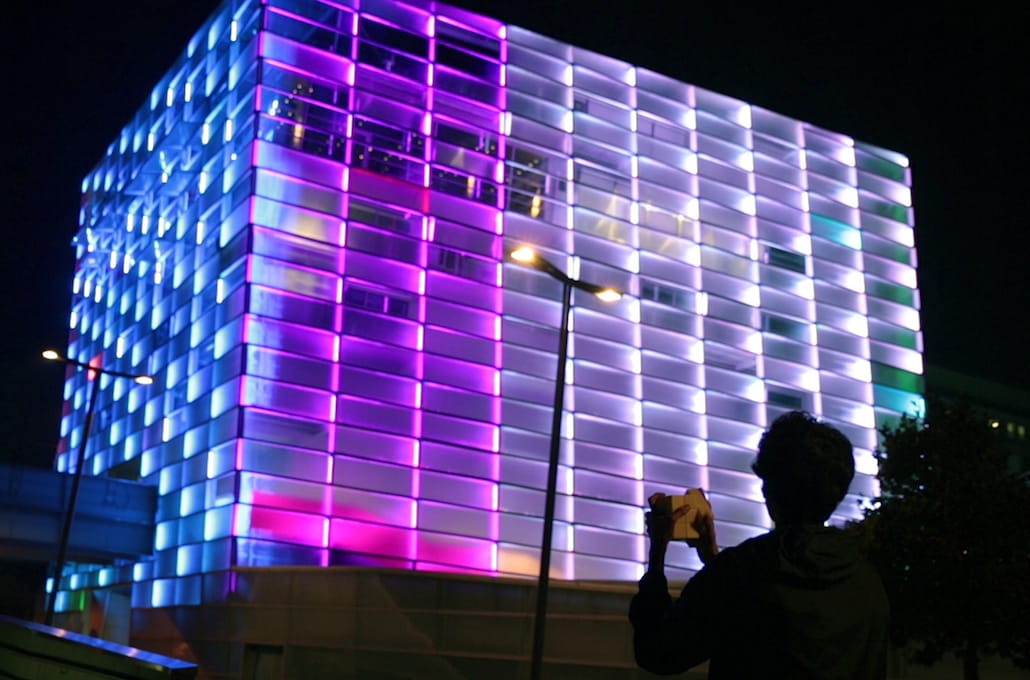 Un cubo-palazzo di Rubik