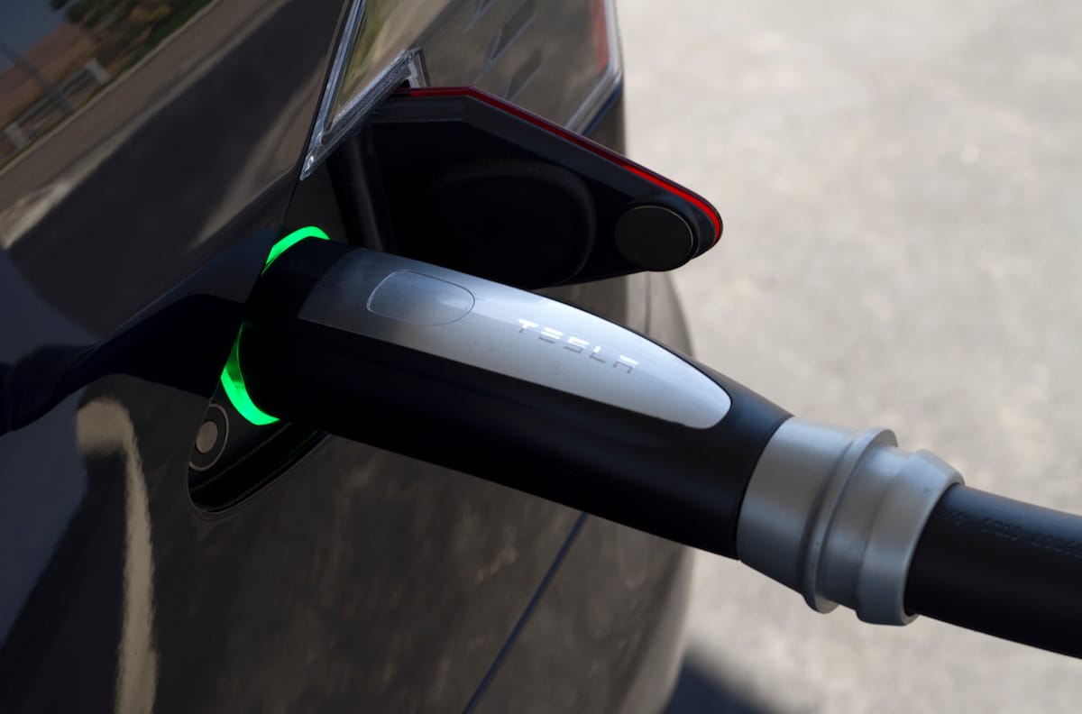 Tesla Motors: l’auto di domani, oggi