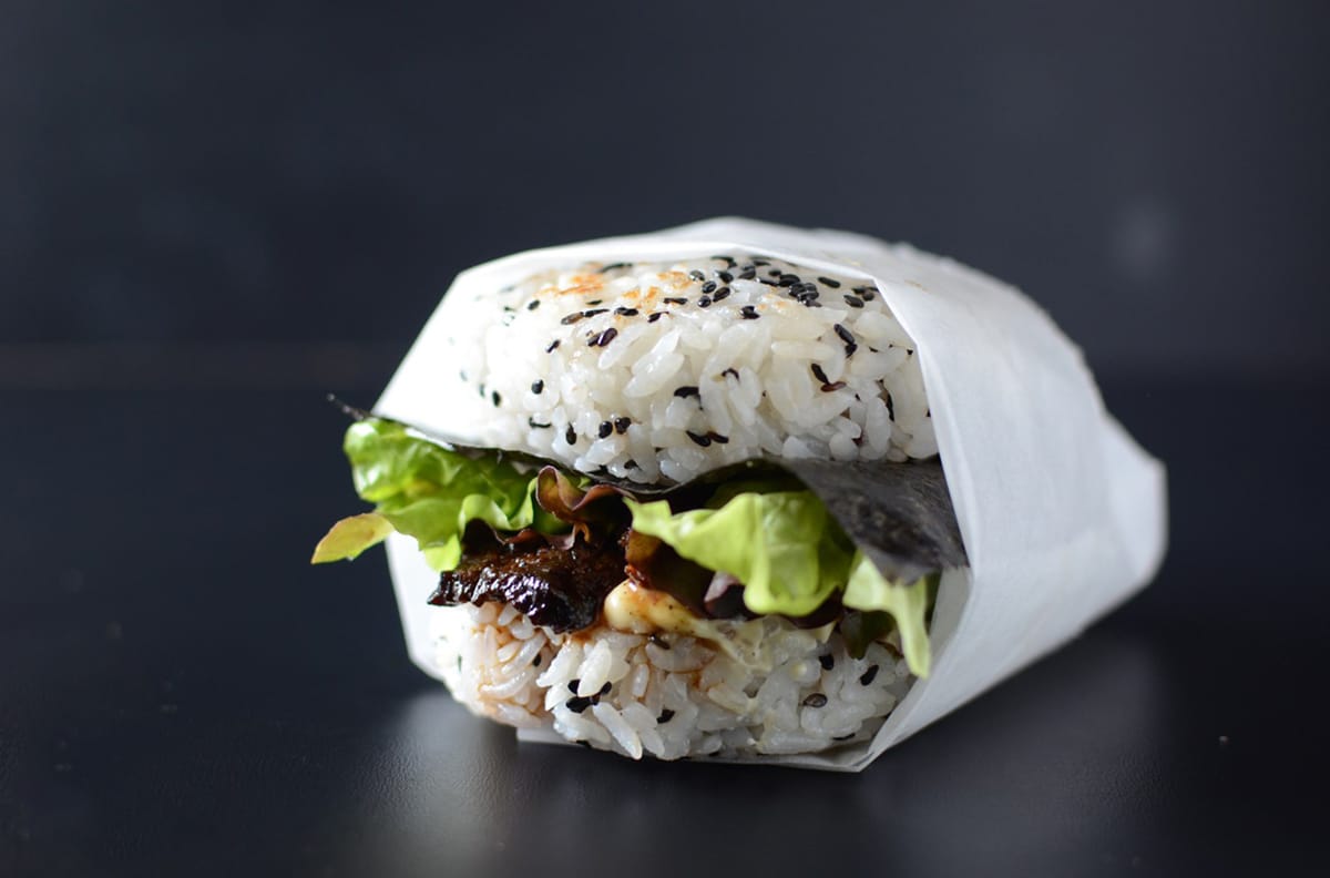 Dall'Oriente è arrivato il Sushiburger